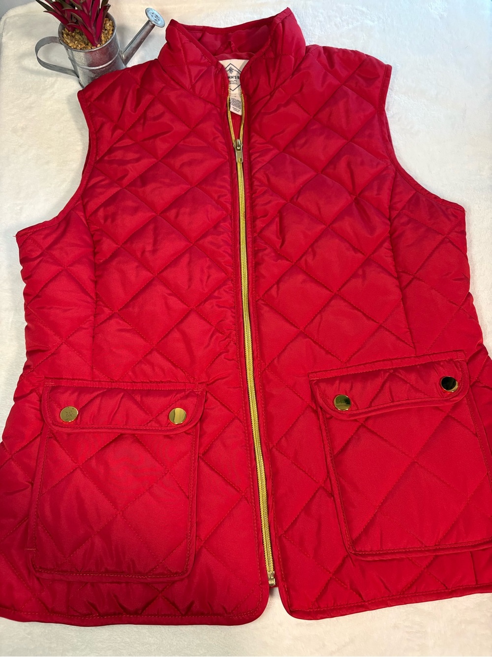 Quilted Red Women's Vest with Gold Zipper